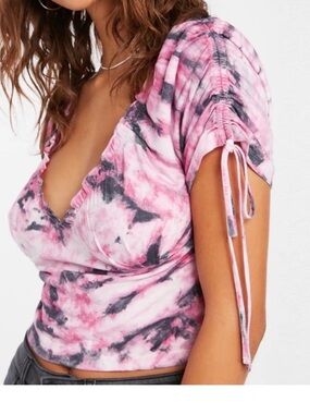 Volcom XSmall Top TieDoll Wave pink black white combo tie dye tiger stripe NWT